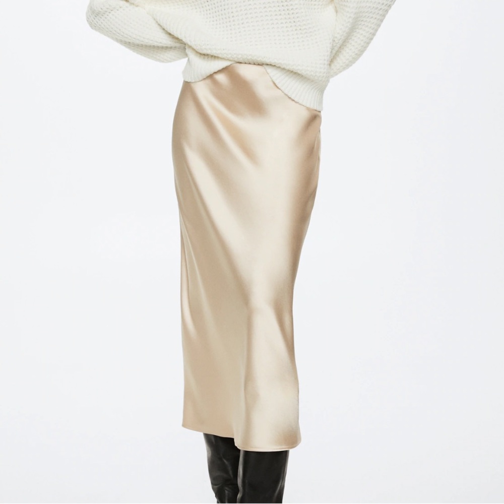 NWT ZARA SATIN EFFECT MIDI SKIRT
